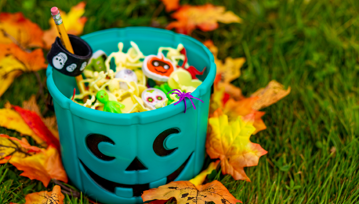 5HalloweenTreatsThatAreGentlerOnTeethblog.png